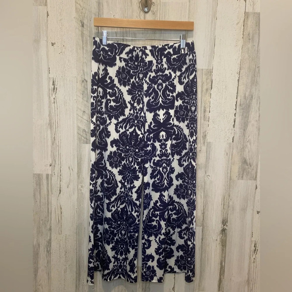 Joy Joy Floral Print Wide Leg Cropped Pull On Pants- Navy/Ivory size L - Picture 1 of 5